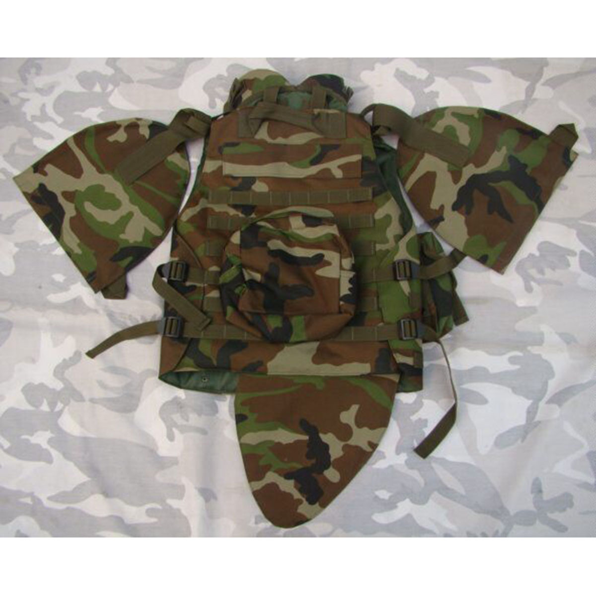 Chaleco OTV, equipo de alta ca - Heavy Equipment Armor reseña y precio